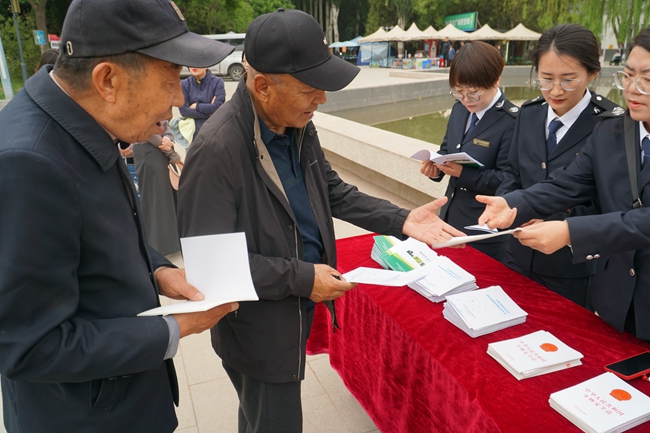 宣傳臺_副本.jpg 宣傳臺_副本.jpg